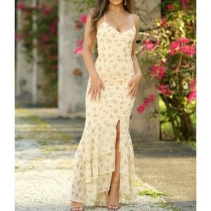 Lady Black Tie Greta Maxi Dress